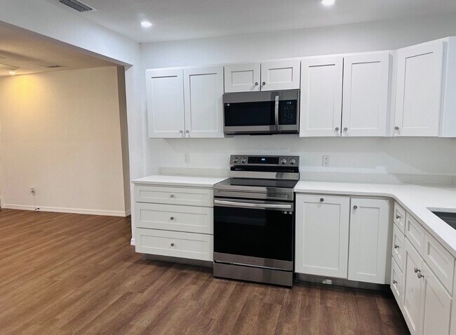 Foto del edificio - 329 NE 2nd St