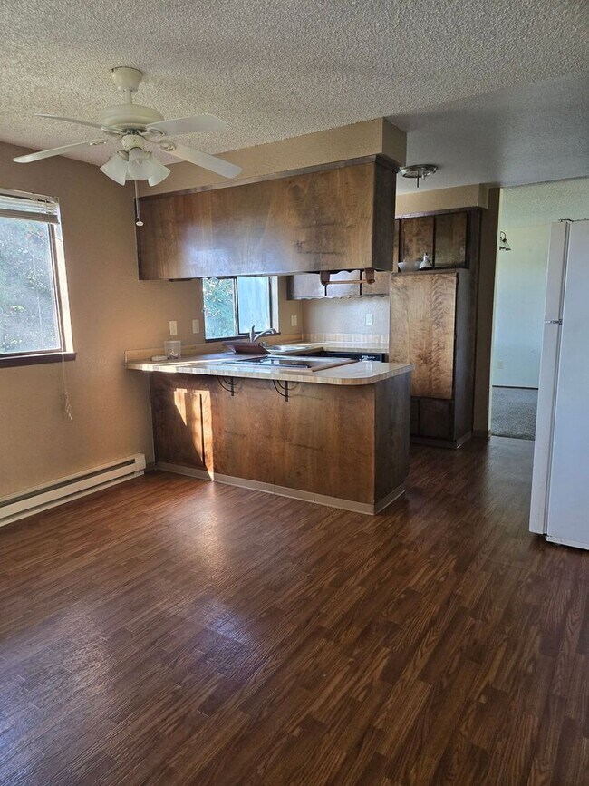 Foto del edificio - PRELEASING AUGUST 2026: 4 bedroom, 2.5 bathroom House