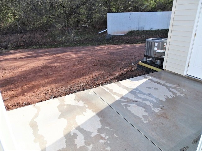 Building Photo - 125 Redstone Drive