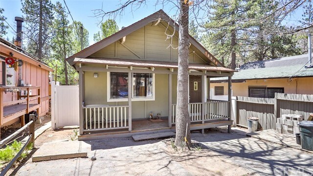 Foto principal - 32905 Chipmunk Ln