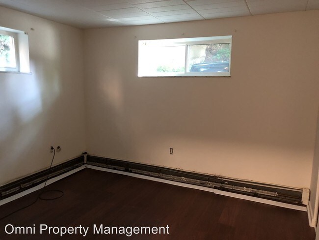 Building Photo - 90 Vilsack St