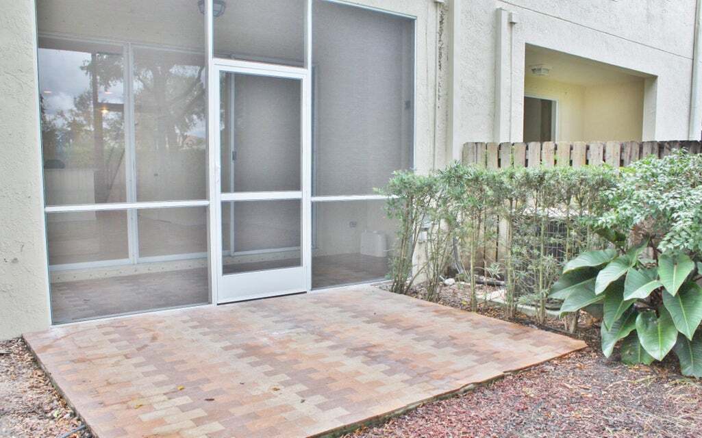 Foto del edificio - 9105 Tremezzo Ln