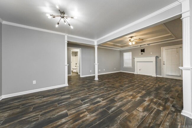 Building Photo - 31 Newcastle Dr