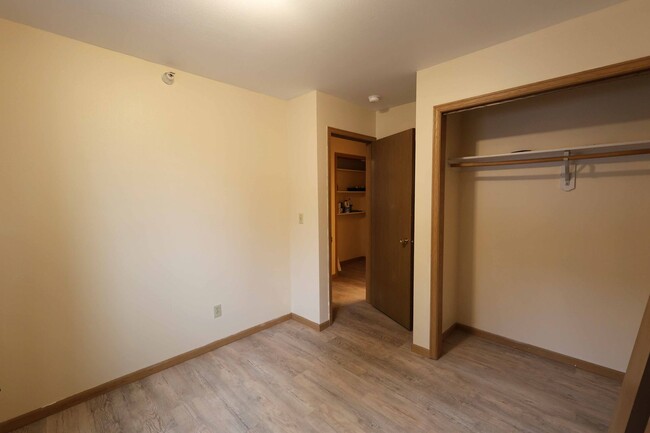 Foto del edificio - Cedar Creek 11