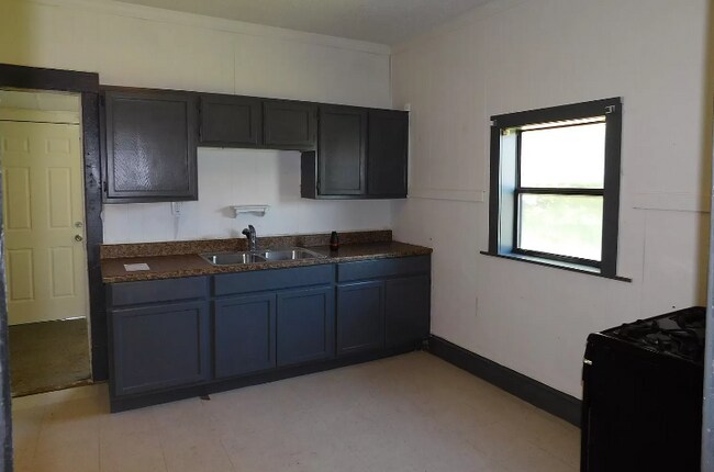 Foto del edificio - 3115 W 40th St