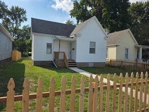 Building Photo - 1725 N 9th St