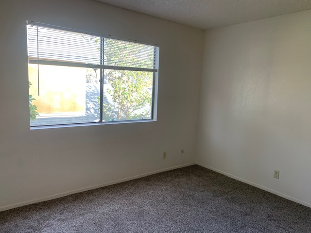 Building Photo - 7255 Santa Ysabel Ave