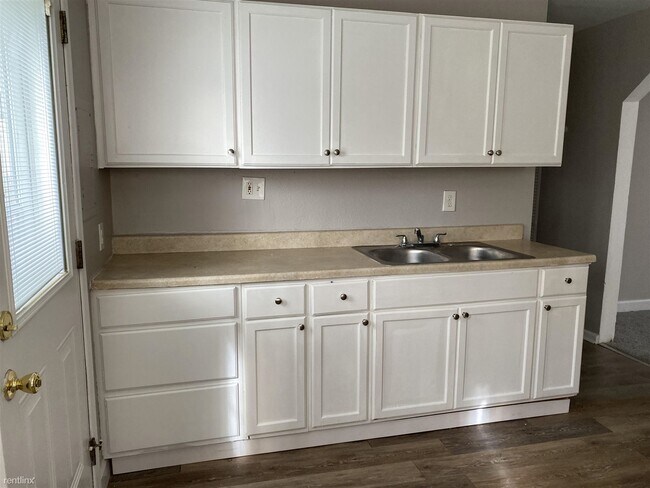 Foto del edificio - 2 br, 1 bath House - 21047 Atlantic Ave