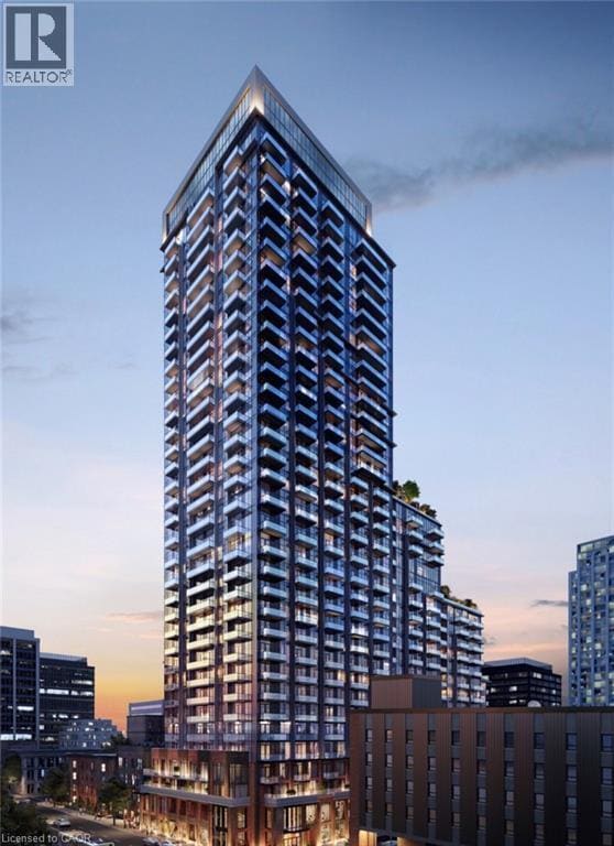 Building Photo - 75 James St S