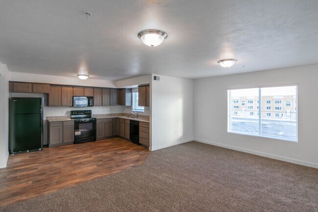 Building Photo - Lovely 2-Bed, 1-Bath Condos in the Distric...
