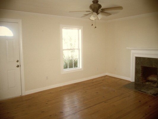 Foto del edificio - 2 Bed, 1 Bath Home in Greenville is Available