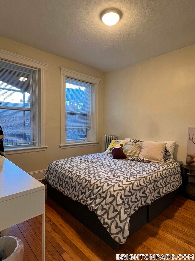 Foto del edificio - 10 Lothian Rd