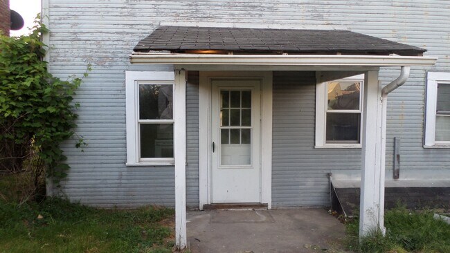 Building Photo - 1405 East Washington Street, Unit 1/2