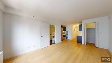 Building Photo - 222 E 39th St