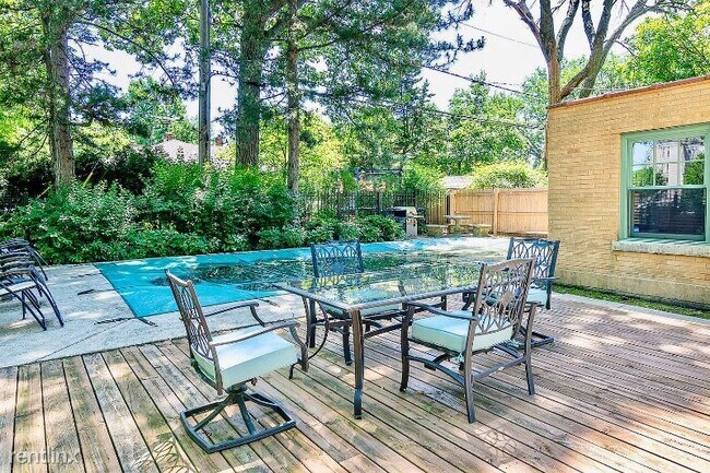 Foto del edificio - 6 br, 4.5 bath House - 1147 Forest Ave