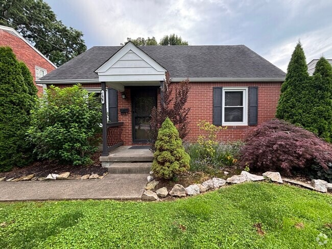 Building Photo - 4026 Crawford Ave