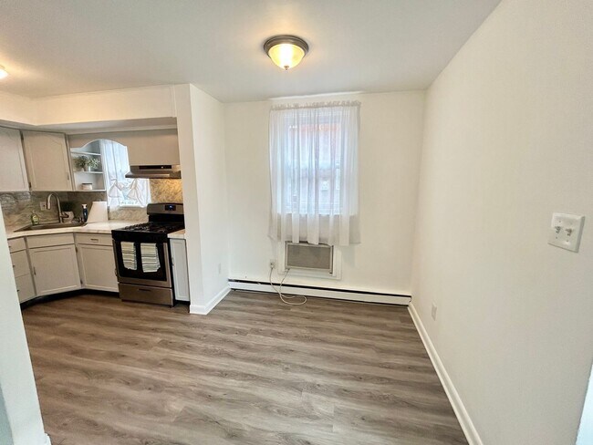 Photo - 542 Maryland Ave Apartment