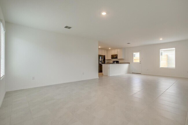 Foto del edificio - Amazing Northpointe Cottage- 3 Bed, 2 Bath- Eagle Mountain Saginaw ISD- 76179