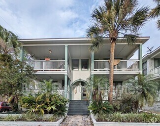 Building Photo - 2749 Vernon Terrace