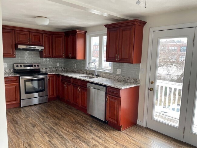 Foto del edificio - 32 Lincoln Rd