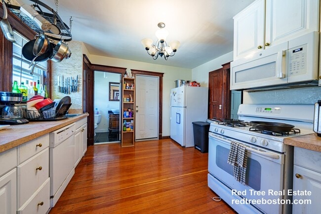 Foto del edificio - 8 Niles St