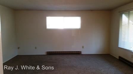 Building Photo - 513-515 BRYDEN Dr