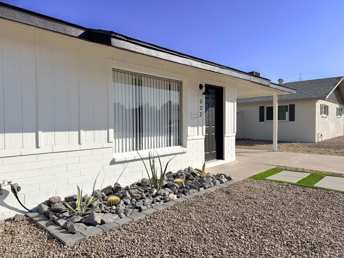 Primary Photo - MODERN TEMPE HOME 1 MILE AWAY FROM ASU CAM...