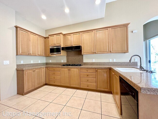 Foto del edificio - 5 br, 5 bath House - 49475 Loren Ct