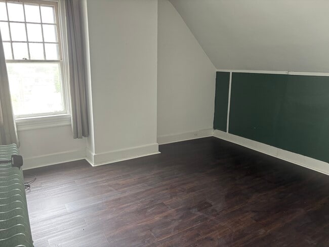 Bedroom 2 - 226 Cumberland St