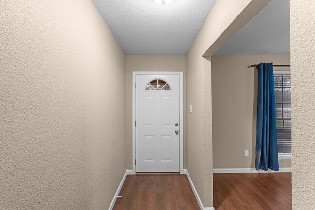 Building Photo - 12420 Mile Dr