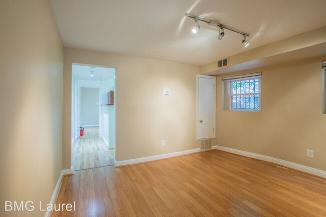 Building Photo - 1 br, 1 bath House - 1706 U St NW (#B2)