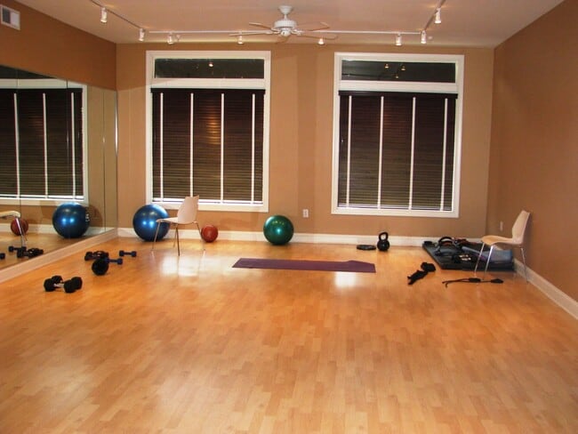 Foto del edificio - 710 Walker Square