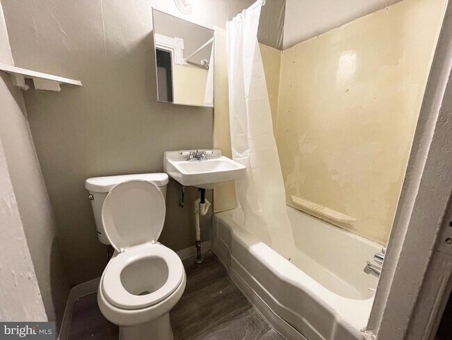 Foto del edificio - 4637 Leiper St