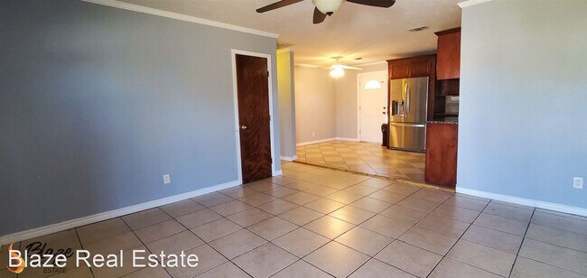 Building Photo - 3 br, 1 bath House - 5012 S Bowie