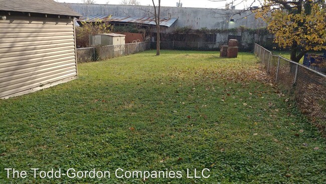 Foto del edificio - 4 br, 2 bath House - 2219 Douglas Street NE
