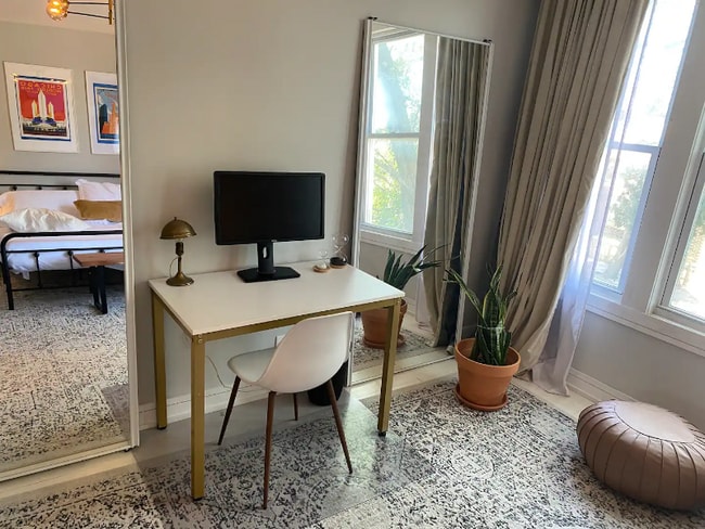 Foto del edificio - 2732 S Bonfield St