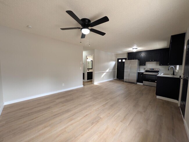 Foto del edificio - 135 Caz Ln