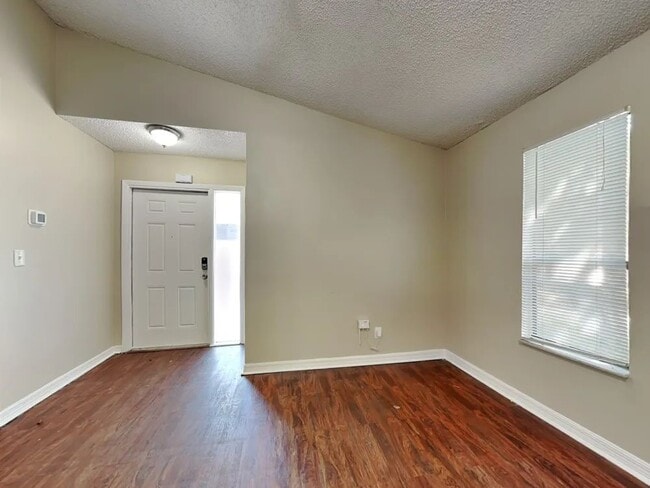 Building Photo - 2431 SW 87th Terrace