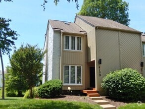 Building Photo - 2730 Spinnaker Ct