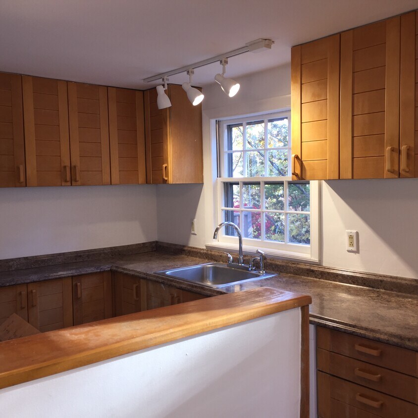 kitchen - 65 Fremont St