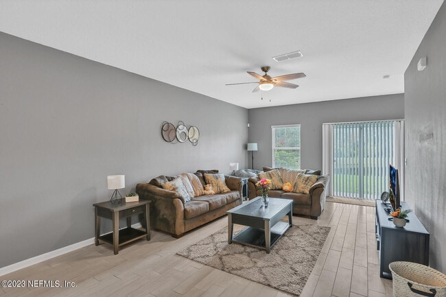 Building Photo - 63 WHITLAND Way