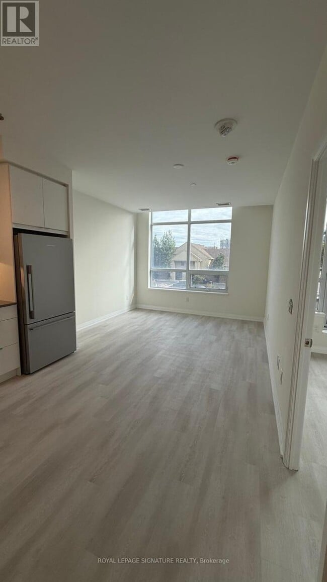 Building Photo - 3270 Sheppard Ave E