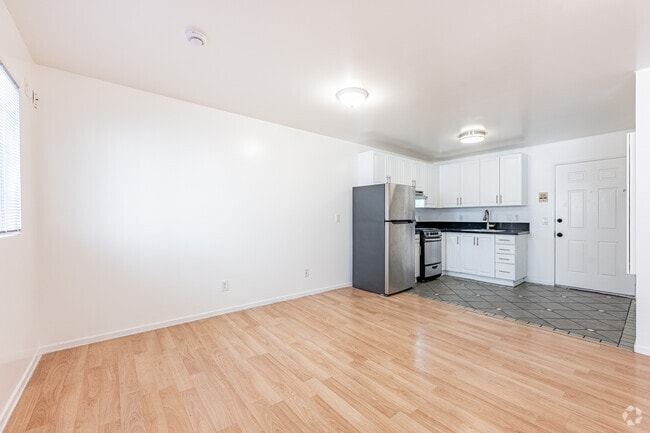 Interior Photo - Palmer Park Terrace LLC