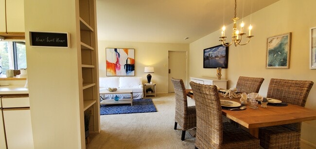 Foto del edificio - The Forest Apartments