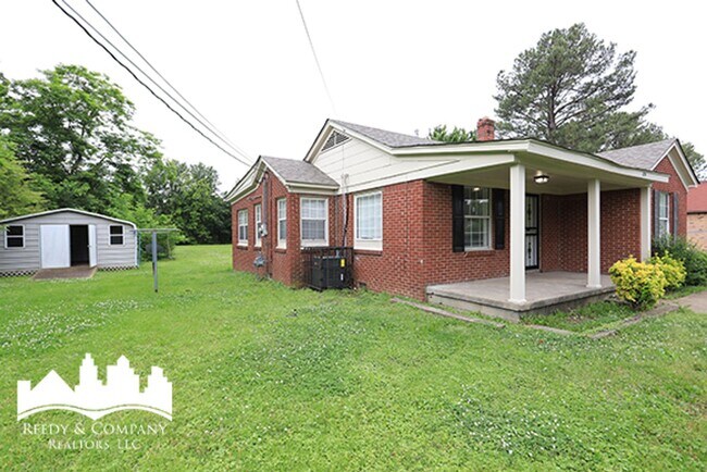 Foto del edificio - 2785 Ketchum Rd