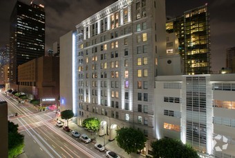 Foto principal - 810 S Flower St