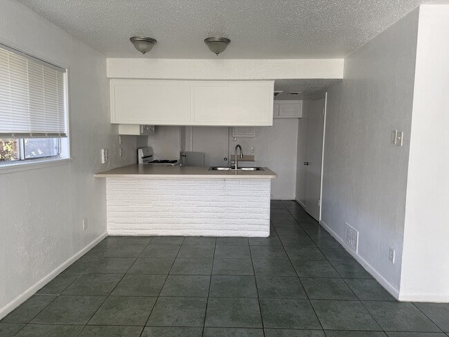 Photo - 3025 Lourdes St Townhome