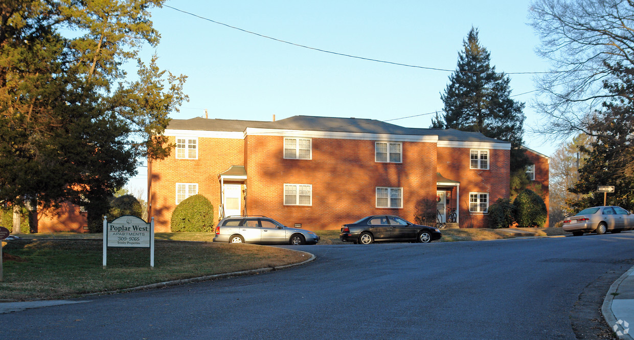 Primary Photo - Poplar West Apartments