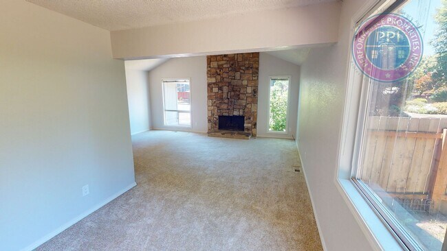 Foto del edificio - Desirable Tualatin - Central Air! Single L...