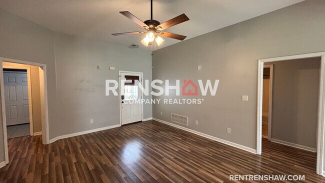 Foto del edificio - 5491 Milton Ridge Dr